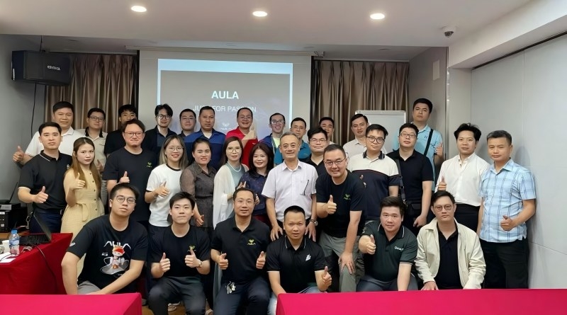Vietnam Workshop Success: How AULA Is Expanding in Southeast Asia’s Gaming Market(图3) Vietnam Workshop Success: How AULA Is Expanding in Southeast Asia’s Gaming Market(图3)
