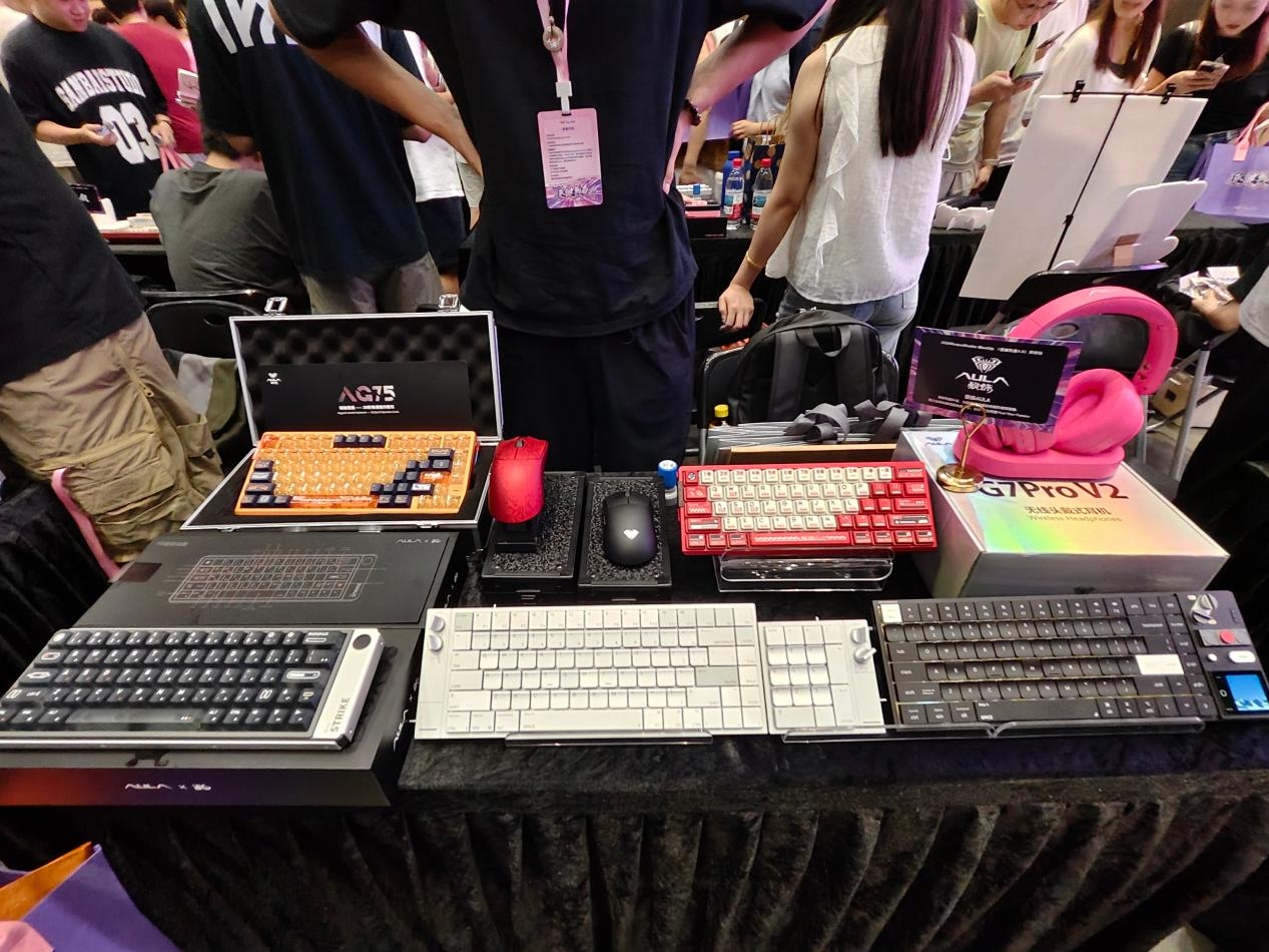 AULA Meets the Custom Keyboard Community at Wuque Studio’s Offline Keyboard Salon(图1)